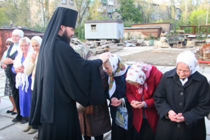 Архиепископ Горловский и Славянский Митрофан